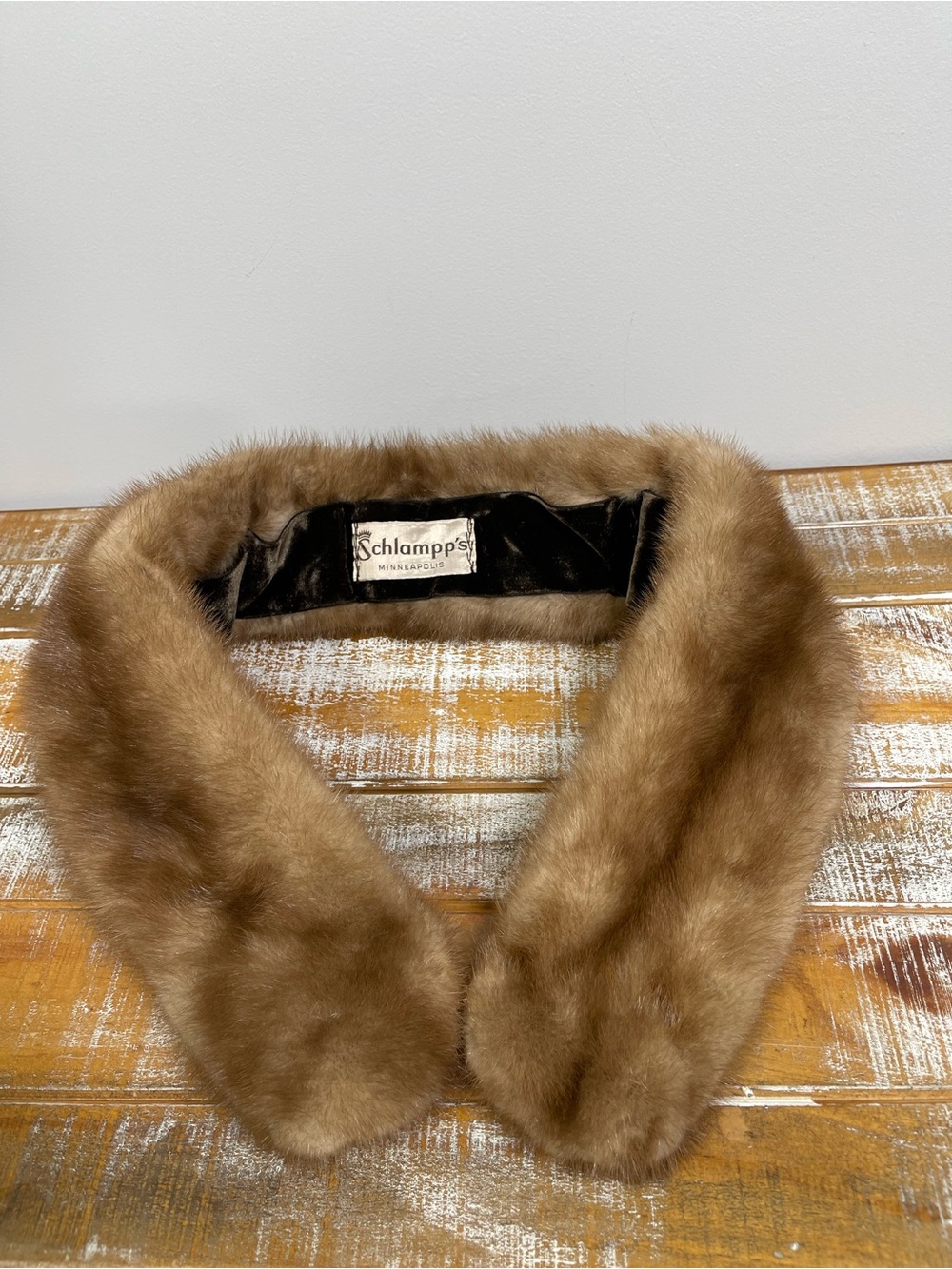 Vintage Schlampp's MINNEAPOLIS Real Fur Wrap